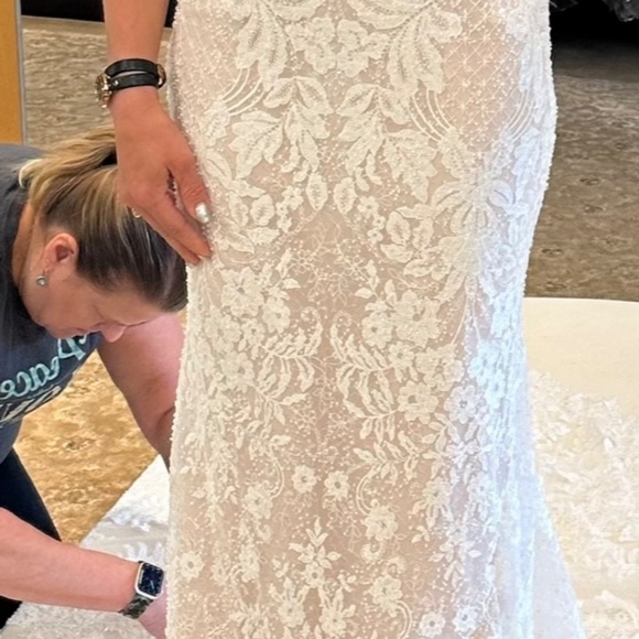 Sottero & Midgely Canterbury 20SW663 Ivory Wedding Dress - Picture 4 of 9